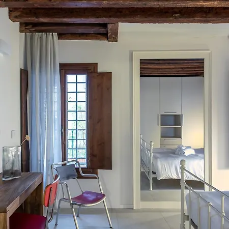 Pop 1970 Venere Apartment